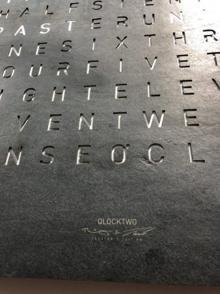 QLOCKTWO METAMORPHITE - Afbeelding 3