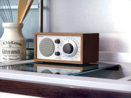 Tivoli Audio Model One BT Walnoot/Beige - Afbeelding 4