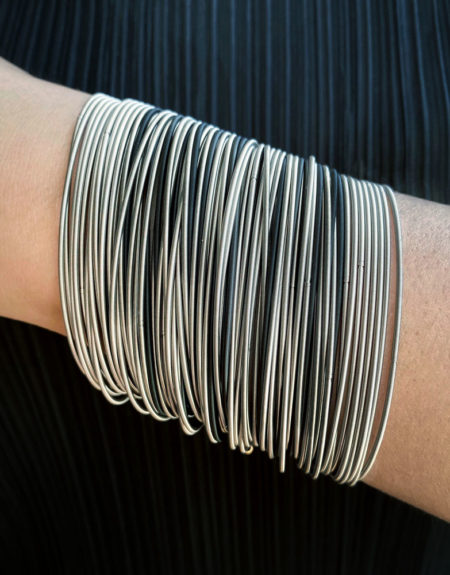 LA MOLLLA ARMBAND SEL & POIVRE BLACK – MAAT L
