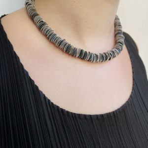 LA MOLLLA NR ONE DARK HALSKETTING – MAAT M