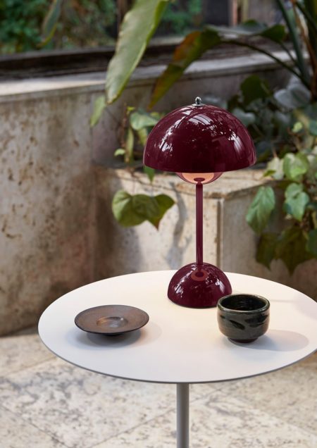 FLOWERPOT OPLAADBAAR TAFELLAMP VP9 DARK PLUM - Afbeelding 4