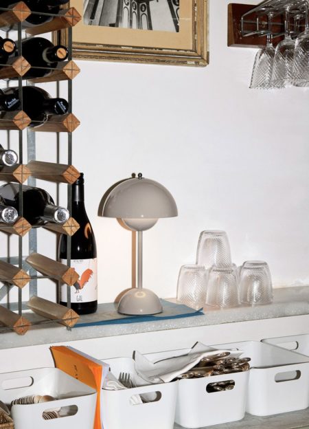 FLOWERPOT OPLAADBAAR TAFELLAMP VP9 GREY BEIGE - Afbeelding 4