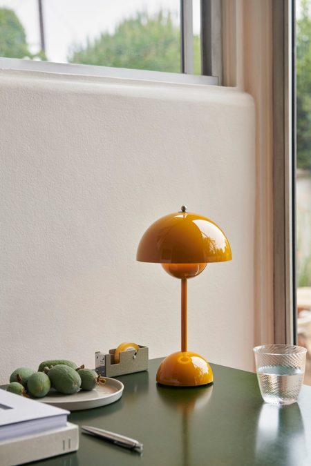 FLOWERPOT OPLAADBAAR TAFELLAMP VP9  MUSTERD - Afbeelding 2