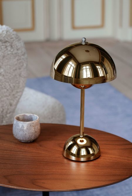 FLOWERPOT OPLAADBAAR TAFELLAMP VP9 BRASS PLATED - Afbeelding 3