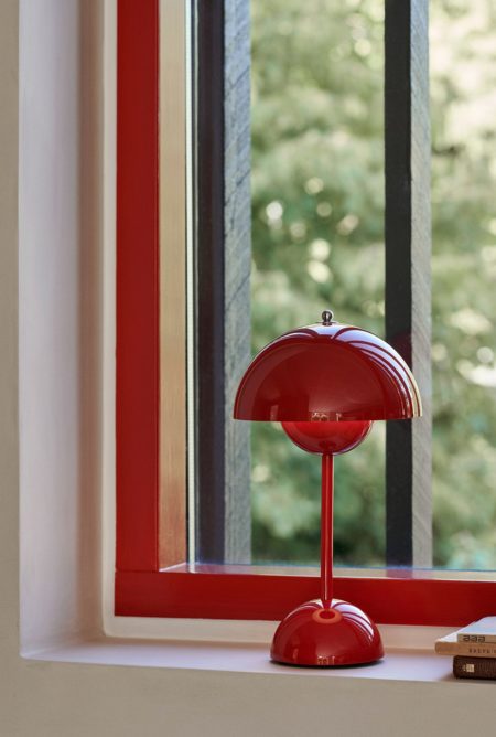 FLOWERPOT OPLAADBAAR TAFELLAMP VP9 VERMILJOEN - Afbeelding 2